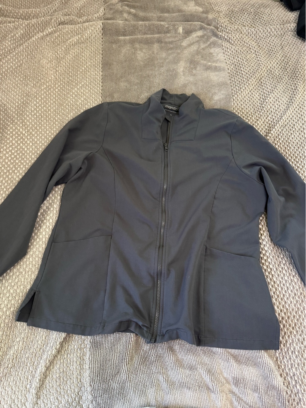 Mandala women’s scrub jacket- gray